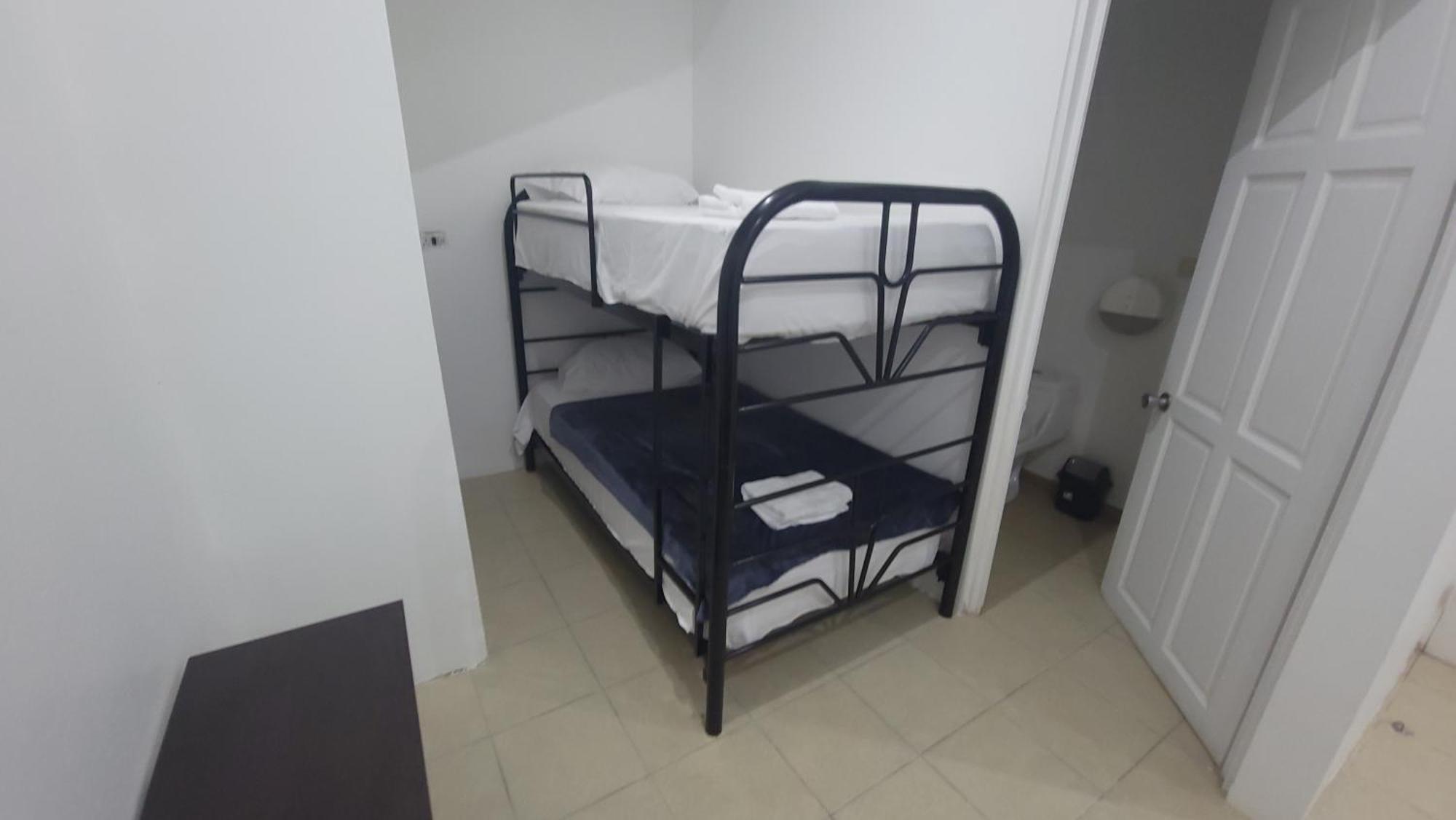 טמארינדו Surfo House Hotel & Hostel מראה חיצוני תמונה