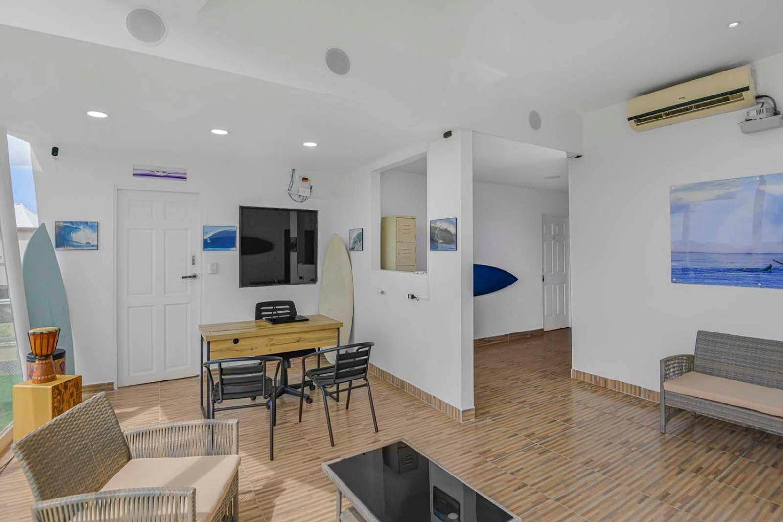טמארינדו Surfo House Hotel & Hostel מראה חיצוני תמונה